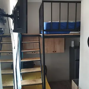 https://smoking-lion.alltbilisihotels.com